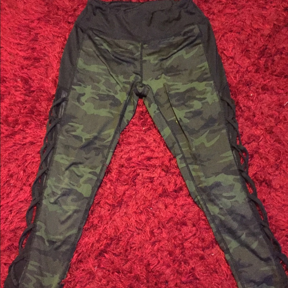 Camouflage leggings